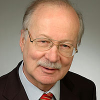 Portrait des Vorstandsmitglieds Prof. Dr. Konrad Maurer