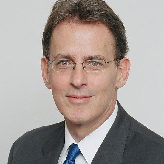 Portrait des Vorstandsmitglieds Dr. Brian Regan
