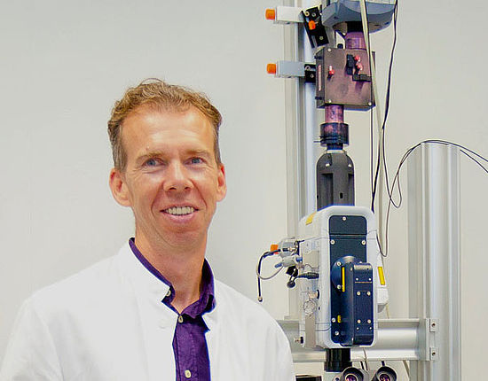 Alzheimer-Forscher Prof. Evgeni Ponimaskin im Labor