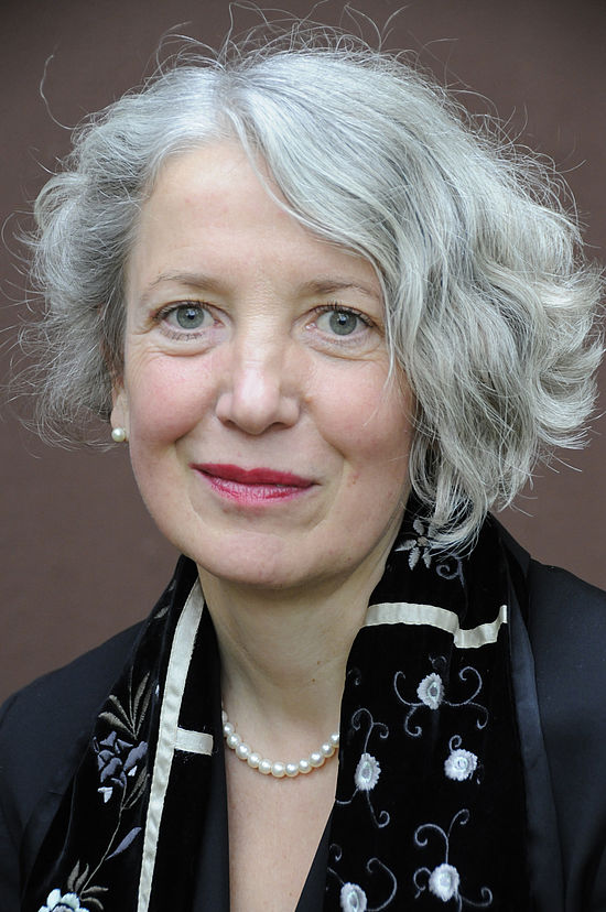 Portrait von Prof. Dr. Henriette Herwig