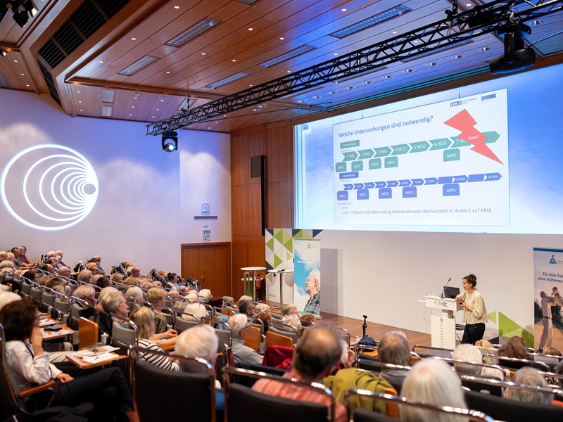 Rund 200 Menschen folgten in Essen den Ausführungen zur Therapie und Prävention der Alzheimer-Krankheit